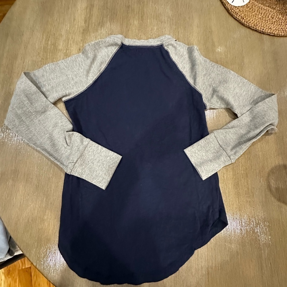 Touch stadium women’s small Patriots Navy and Gray Long Sleeve Tee - Picture 6 of 6